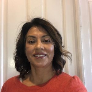 Meet your Posher, Monica